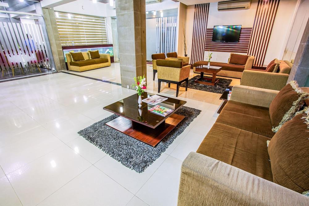 Hotel La Villa Western By Sea Pearl Beach Resort & Spa Dhaka Exterior foto