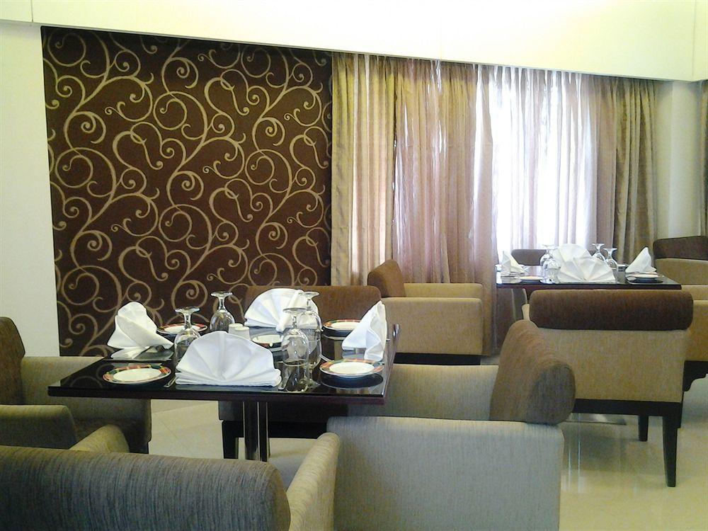 Hotel La Villa Western By Sea Pearl Beach Resort & Spa Dhaka Exterior foto