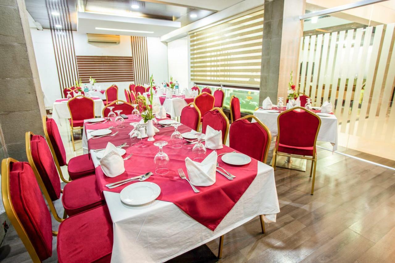 Hotel La Villa Western By Sea Pearl Beach Resort & Spa Dhaka Exterior foto
